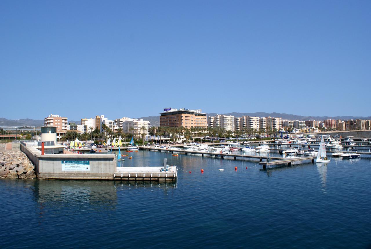 Bea Beach Hostel Águilas Eksteriør bilde